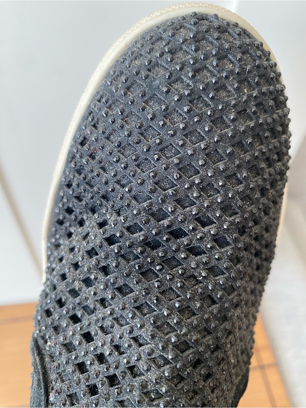 Wild Pair Black Rhinestone Slip-On Sneakers Women’s Size 6.5 - Picture 2 of 6